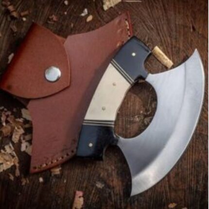 Stylish Ulu knife with a sharp curved blade & leather sheath.